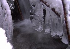 01.05-Bauernhof-Winter-108-225x300